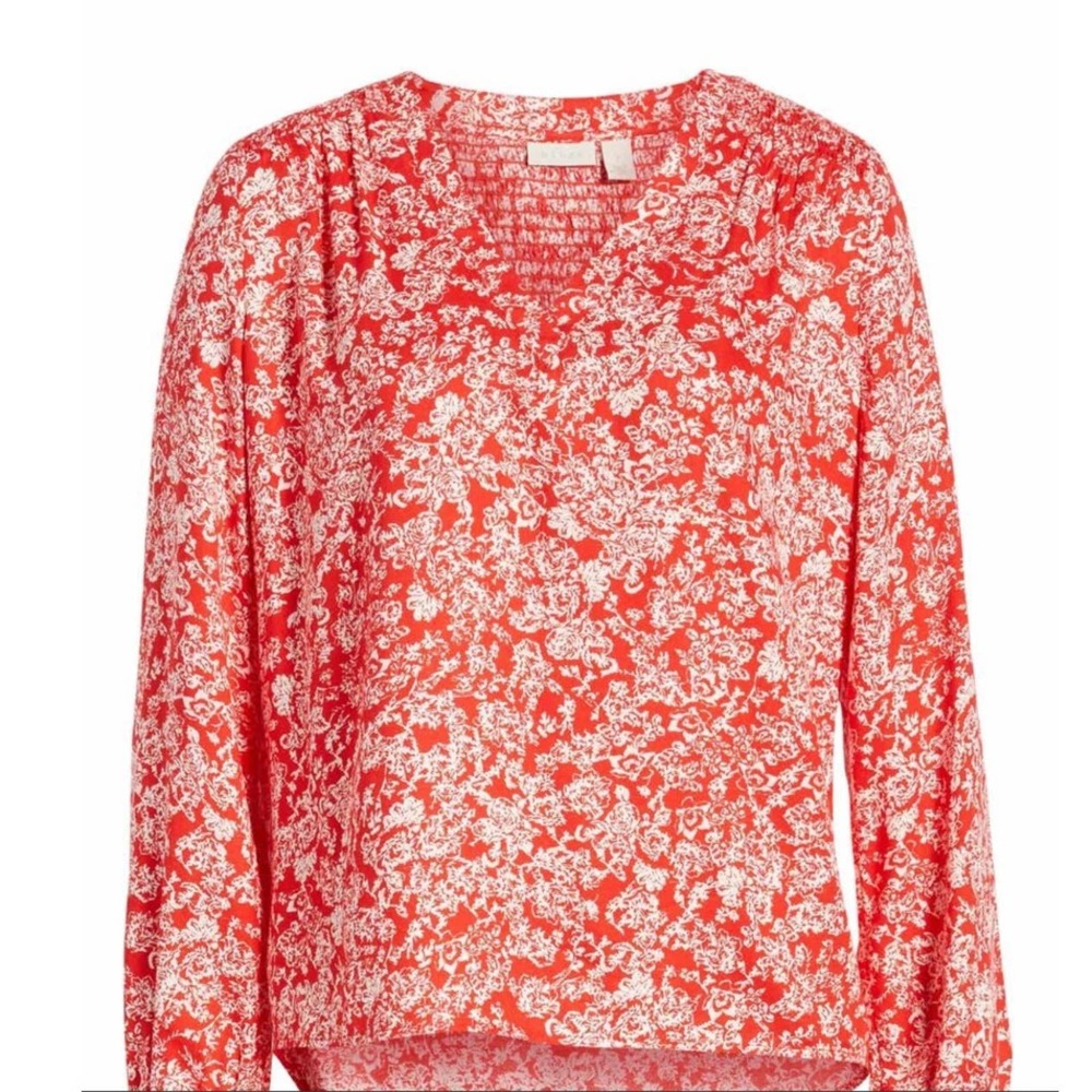 Hinge Women's Red/White Floral Garden Hi-Low Hem V-Neck Smocked Blouse sz XS - Picture 4 of 7